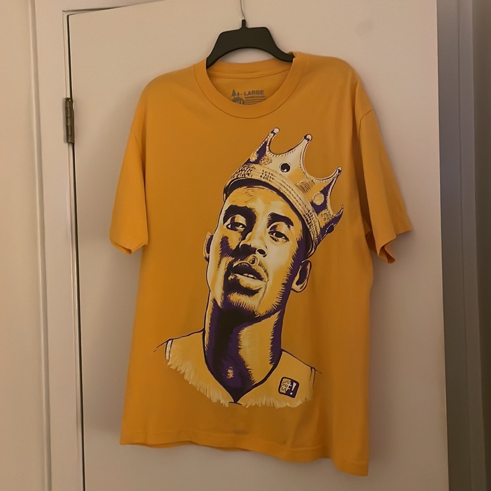 Kobe Bryant Crown Mamba King T- Shirt Lakers by The Forest Lab